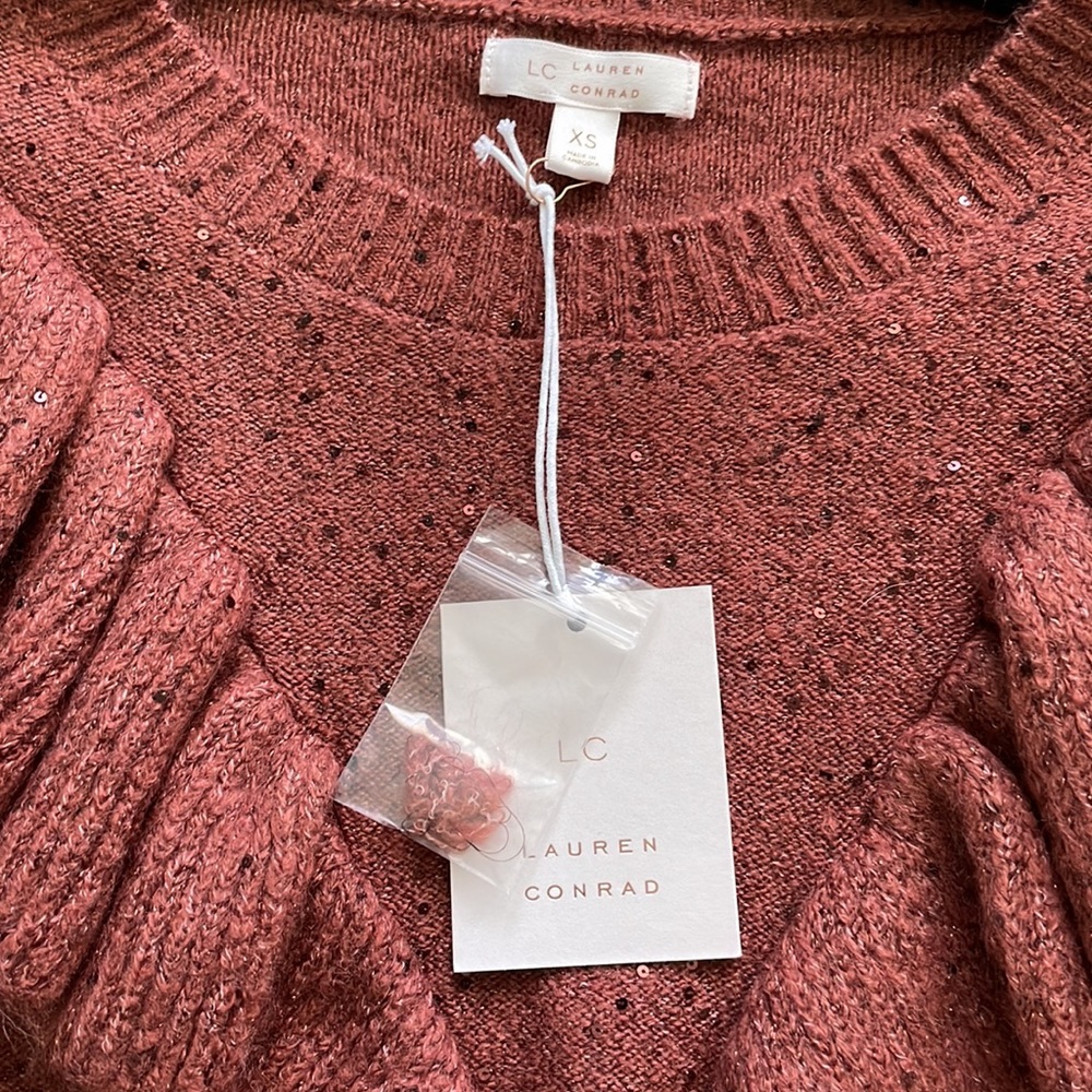 NWT LC Lauren Conrad Size XS Ruffle Shoulder Sparkle Sweater - Picture 5 of 6